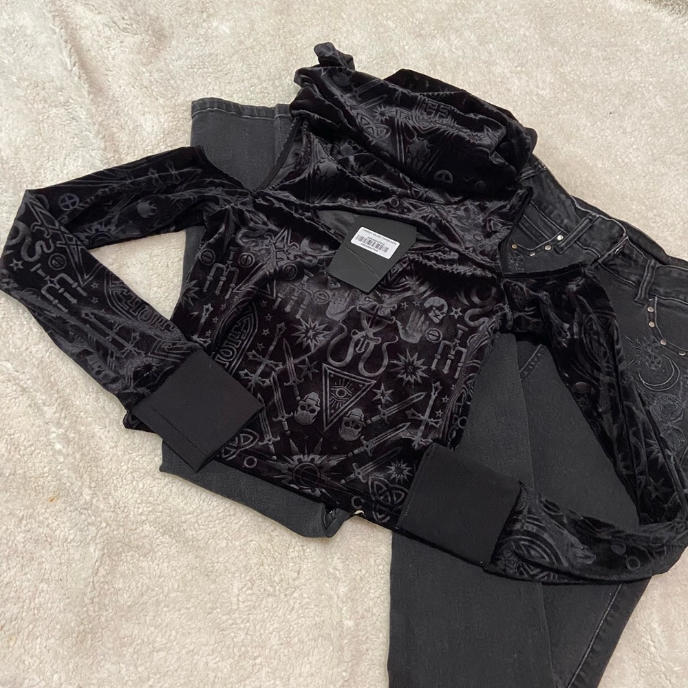 Killstar lowkey velvet cropped turtleneck long sleeve nwt new with tags